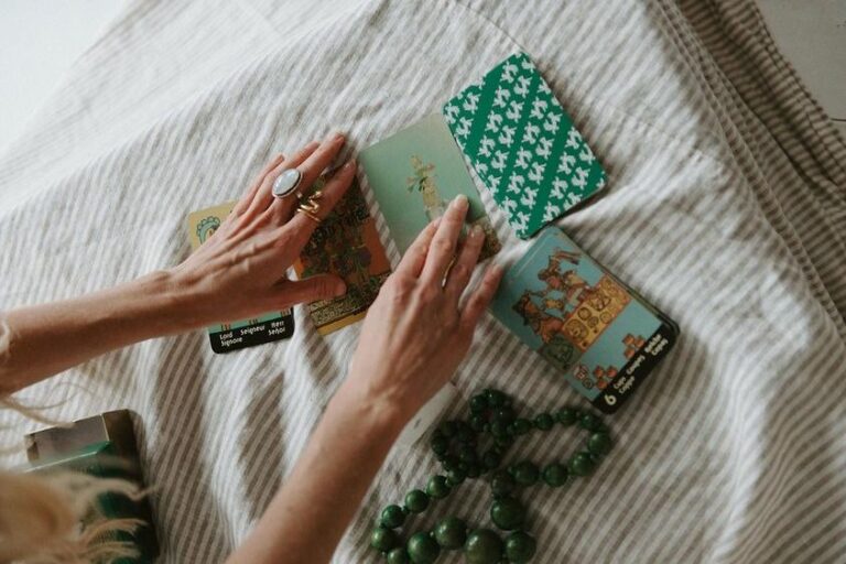 Zodiac Tarot Horoscopes Capricorn Full Moon July 2023 Girl And Her Moon zodiac-tarot-horoscopes-capricorn-full-moon-july-2023-girl-and-her-moon